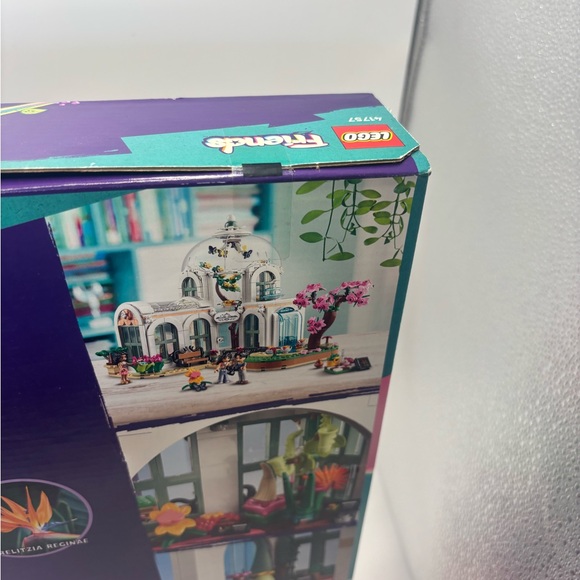 Lego Friends Botanical Garden Set 41757 White, Green, Purple - Picture 4 of 5